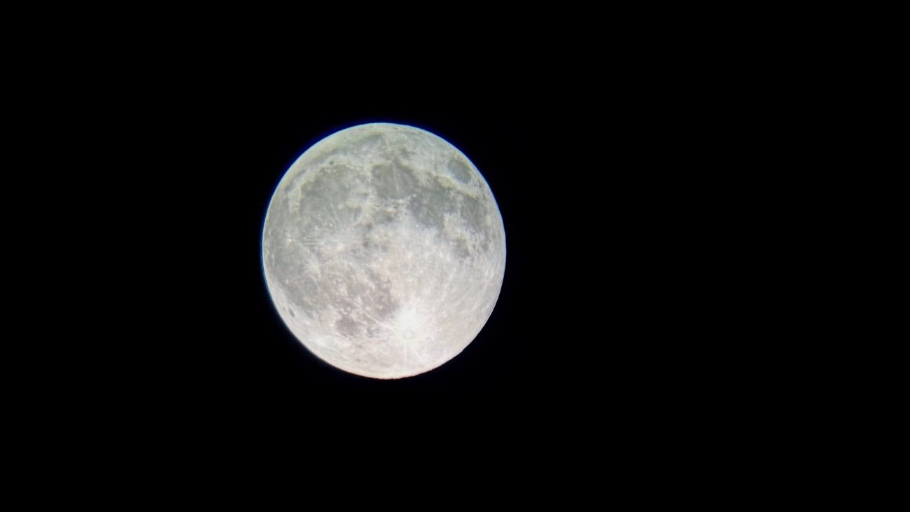 original photography by hannah joyce roundy full moon water rituals how to make moon water